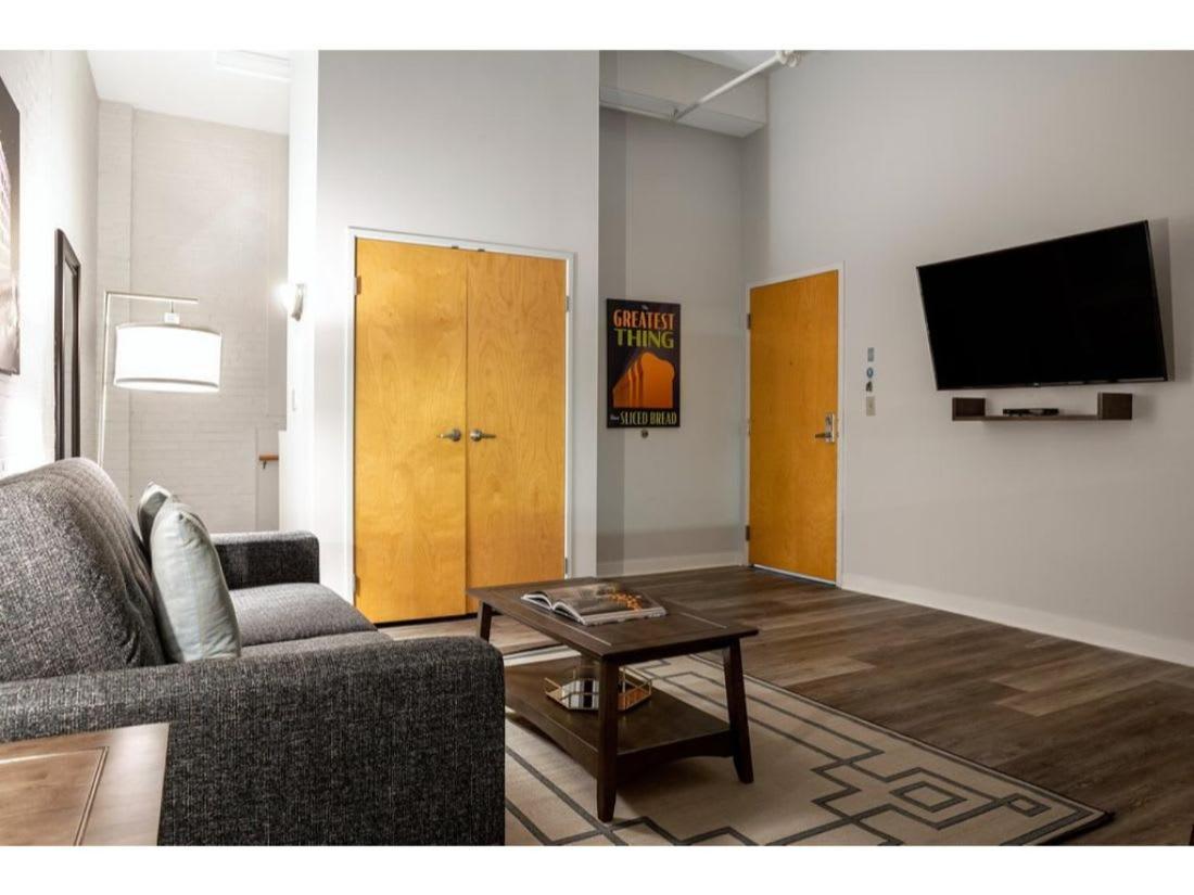 2Br 2Ba In The Block By Cozysuites! Indianapolis Exterior photo